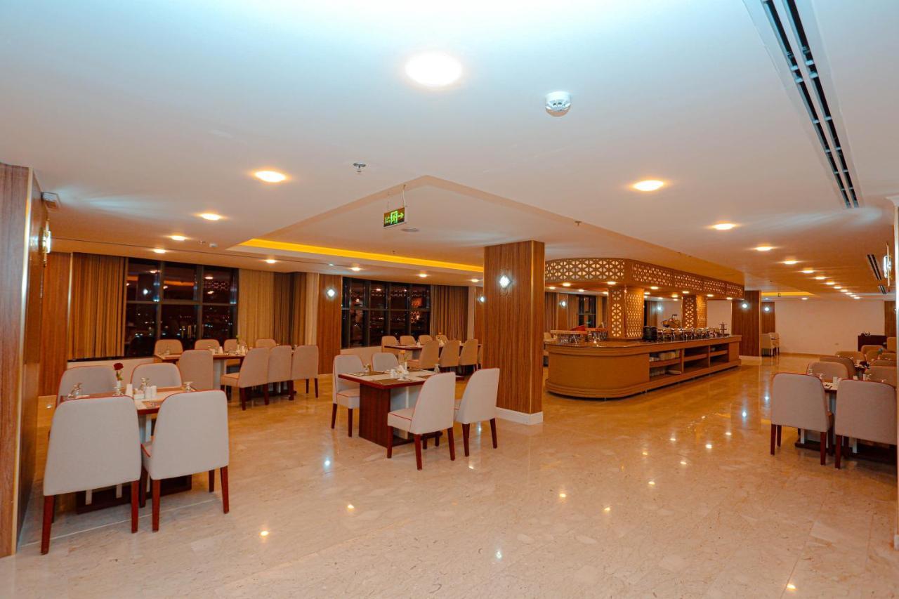 Hotel Tulip Plaza By Lpc & 4*